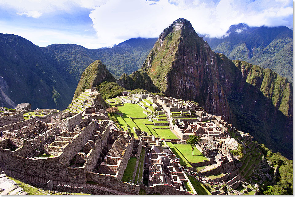 12514-Oceania-Cruises-Fotolia-4449296-MACHU-PICCHU[1]